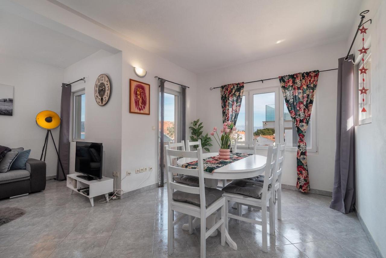 Holiday Villa Nostra Trogir Ngoại thất bức ảnh